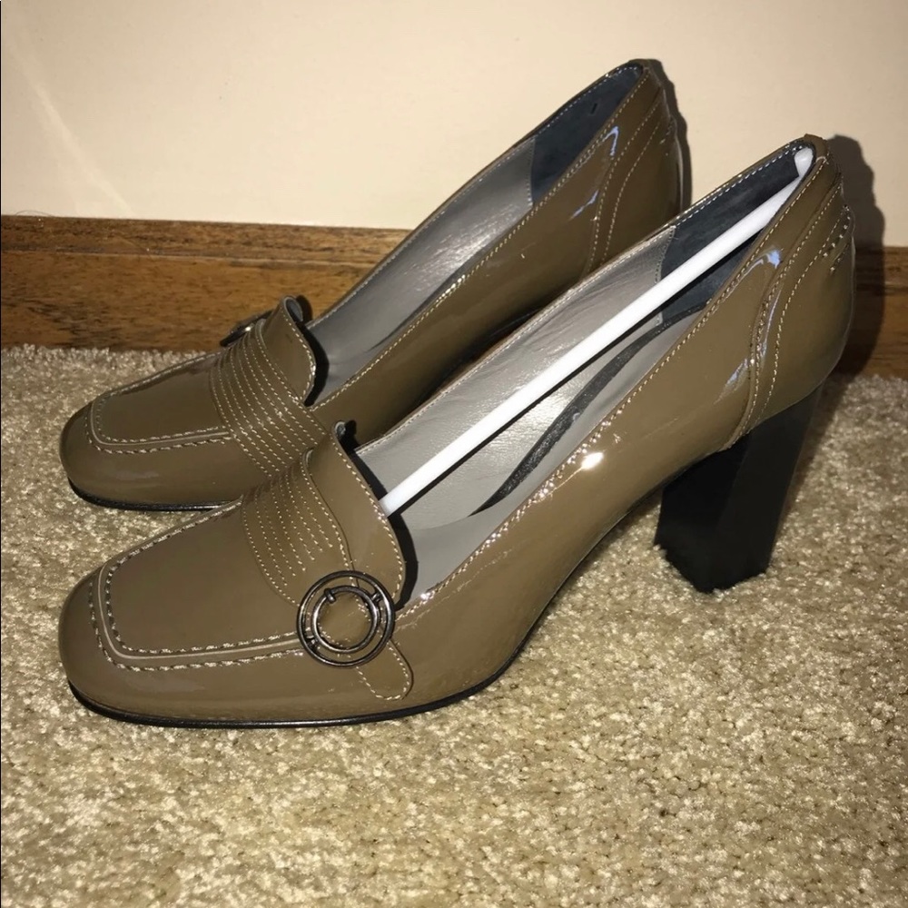 NEW Via Spiga Heels